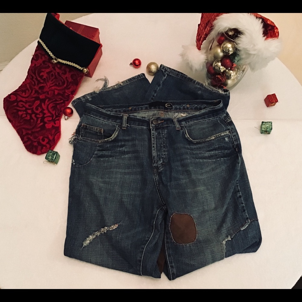 “JUST CAVALLI” EXTREMELY Distressed men’s jeans.